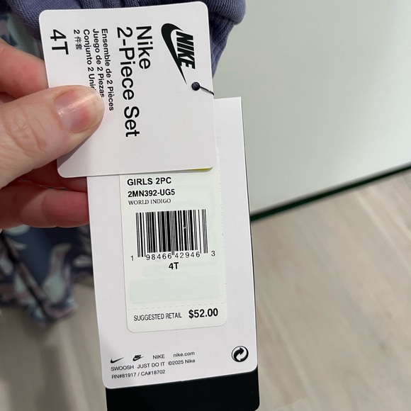 NWT Nike Girls Lavender Sweatshirt and Floral Pants Ensemble Size 4T - Picture 9 of 11